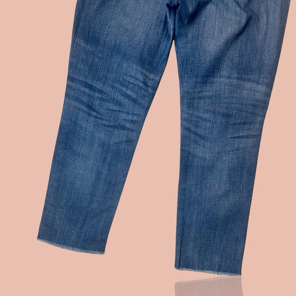 J. Crew ‘Slim Fit Broken In Boyfriend Jeans’ in “Silverwood Wash” Size 31 - Picture 12 of 14
